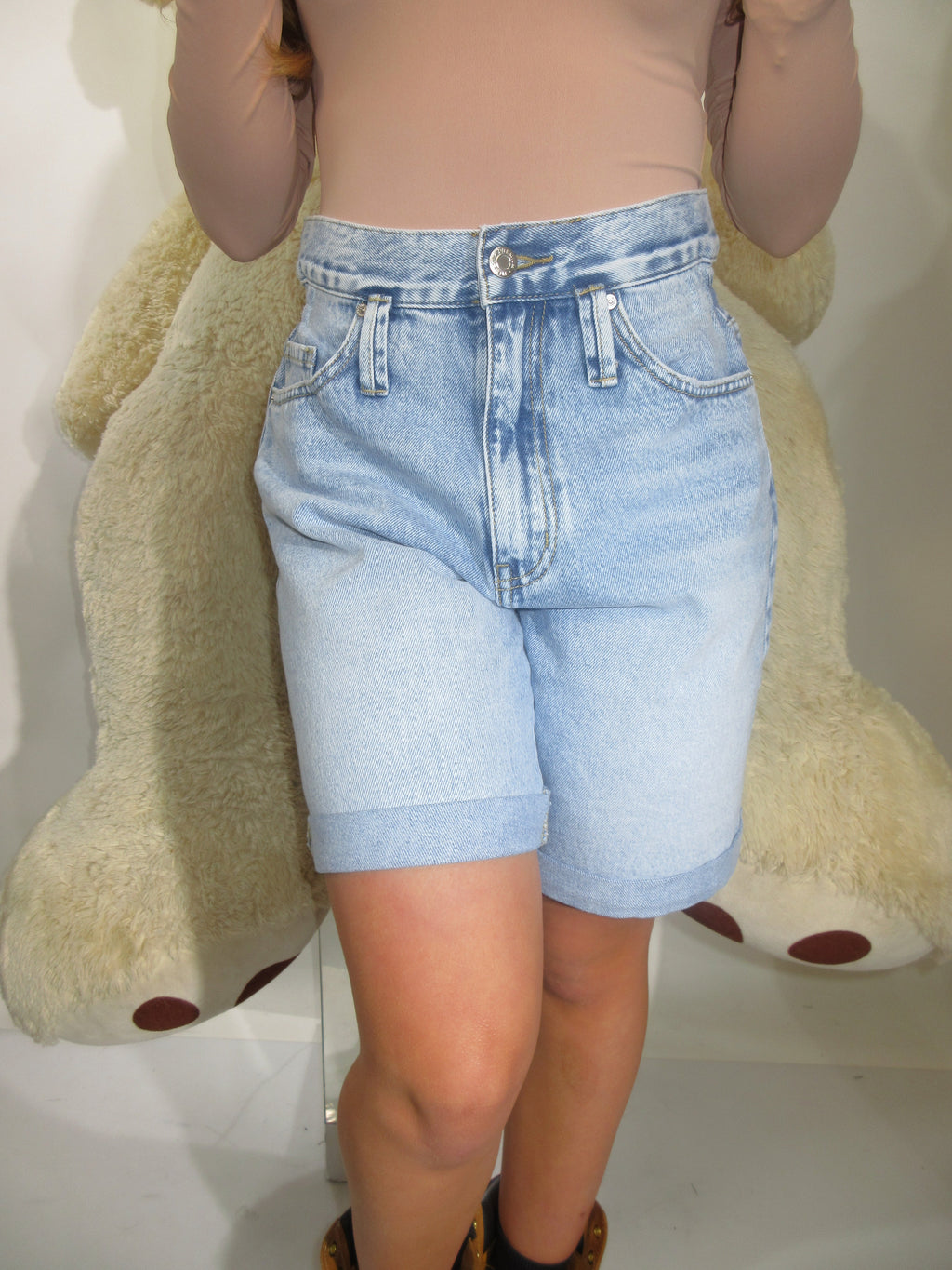 Short Miriam