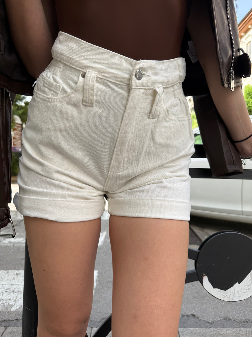 Short Miriam