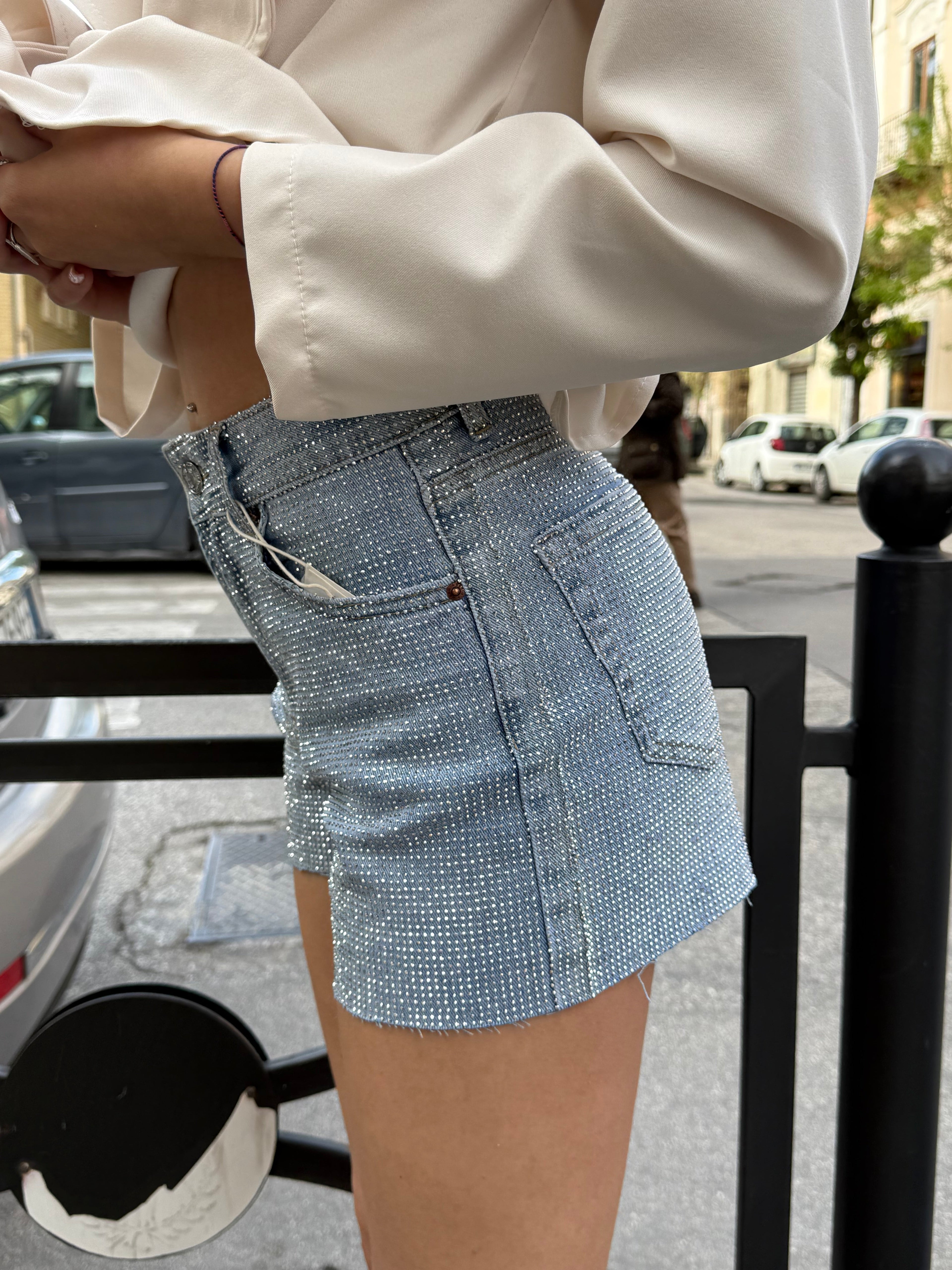 Short Diamond Denim